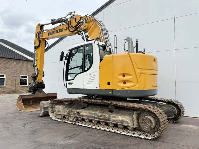 Liebherr R926LC Compact - Oilquick / TRIMPLE GPS Prepaired - Paletli ekskavatör: fotoğraf 3 Liebherr R926LC Compact - Oilquick / TRIMPLE GPS Prepaired - Paletli ekskavatör: fotoğraf 3