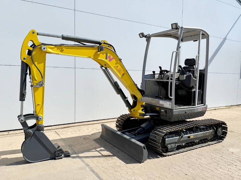 WACKER NEUSON EZ26 Zero Tail - Hammer Lines / Trench Bucket - Mini ekskavatör: fotoğraf 2 WACKER NEUSON EZ26 Zero Tail - Hammer Lines / Trench Bucket - Mini ekskavatör: fotoğraf 2