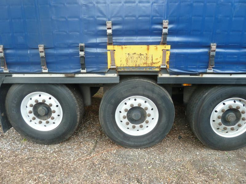 Krone SDP27A1 - Tenteli dorse: fotoğraf 4 Krone SDP27A1 - Tenteli dorse: fotoğraf 4