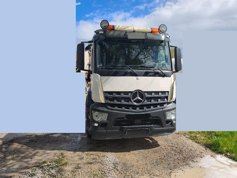 Mercedes Actros 3243 - Pompalı mikser: fotoğraf 1 Mercedes Actros 3243 - Pompalı mikser: fotoğraf 1