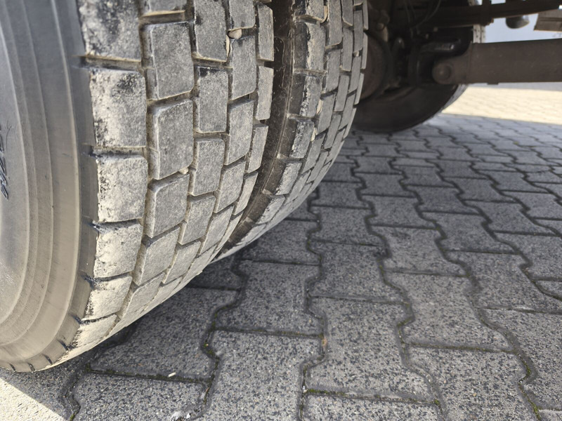 Sal/ Açık kasa kamyon Iveco ML80E22: fotoğraf 12