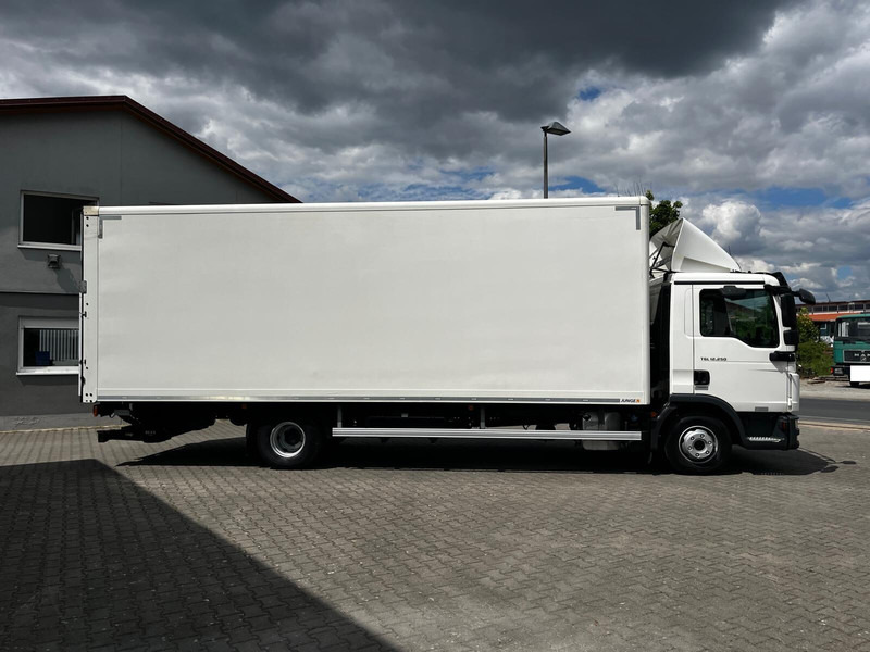 MAN TGL 12.250 Euro 6 4x2 - Kapalı kasa kamyon: fotoğraf 4 MAN TGL 12.250 Euro 6 4x2 - Kapalı kasa kamyon: fotoğraf 4