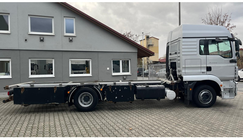 MAN TGM 12.290 BDF 4x2 Euro 5 - Şasi kamyon: fotoğraf 4 MAN TGM 12.290 BDF 4x2 Euro 5 - Şasi kamyon: fotoğraf 4