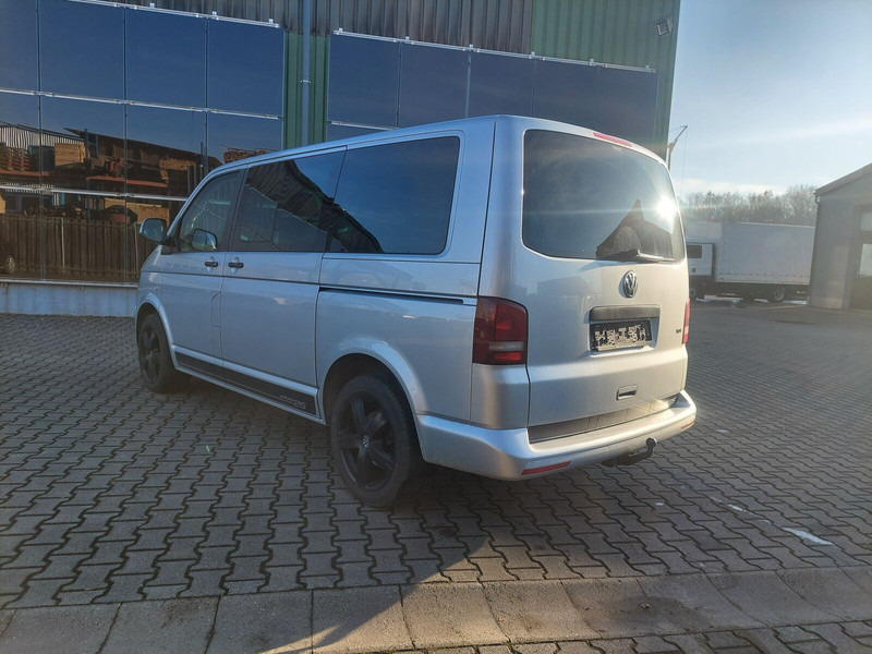 Volkswagen Transporter Multivan AHK Doppelklima Tisch Leder 7-Sitzer - Minibüs, Minivan: fotoğraf 5 Volkswagen Transporter Multivan AHK Doppelklima Tisch Leder 7-Sitzer - Minibüs, Minivan: fotoğraf 5