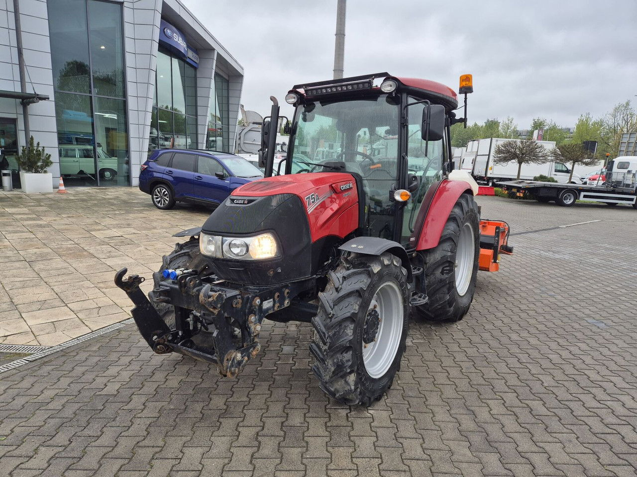 Case IH Farmall 75 / 2022 / Only 1853 MTH / Sweeper + Plow Extra / 1 OWN - Traktör: fotoğraf 4 Case IH Farmall 75 / 2022 / Only 1853 MTH / Sweeper + Plow Extra / 1 OWN - Traktör: fotoğraf 4