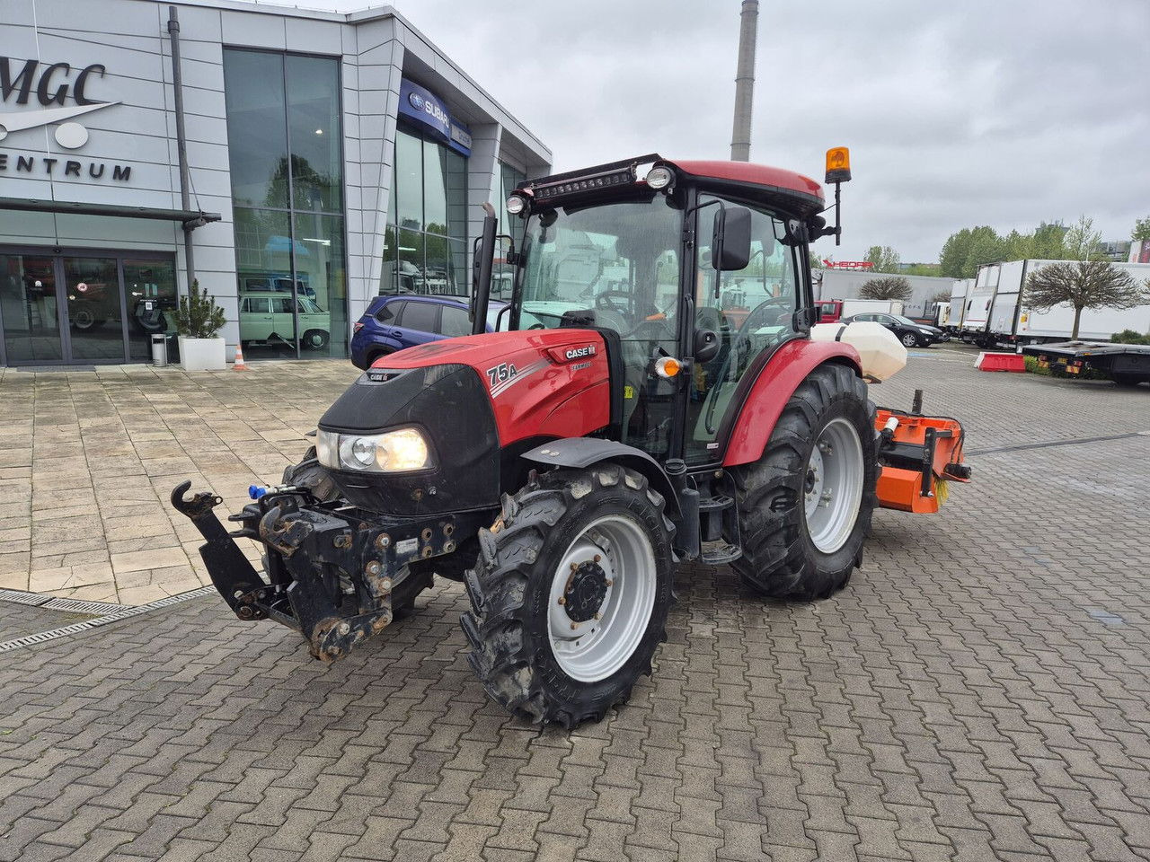 Case IH Farmall 75 / 2022 / Only 1853 MTH / Sweeper + Plow Extra / 1 OWN - Traktör: fotoğraf 3 Case IH Farmall 75 / 2022 / Only 1853 MTH / Sweeper + Plow Extra / 1 OWN - Traktör: fotoğraf 3