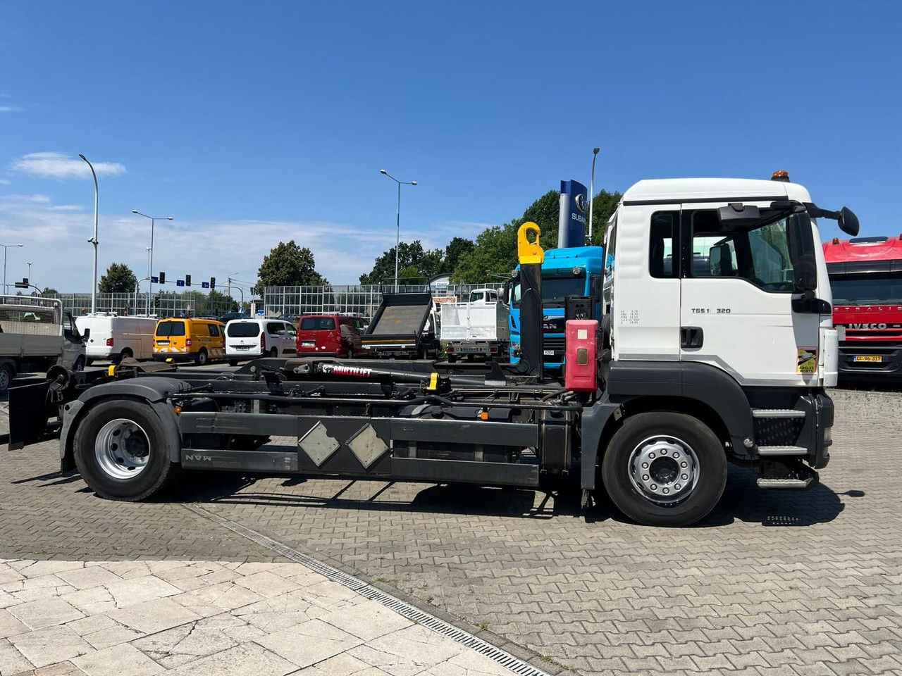 MAN TGS 18.320 NO Rust / Multilift Joab / BIG Wheelbase - Konteynır taşıyıcı/ Yedek karoser kamyon: fotoğraf 4 MAN TGS 18.320 NO Rust / Multilift Joab / BIG Wheelbase - Konteynır taşıyıcı/ Yedek karoser kamyon: fotoğraf 4