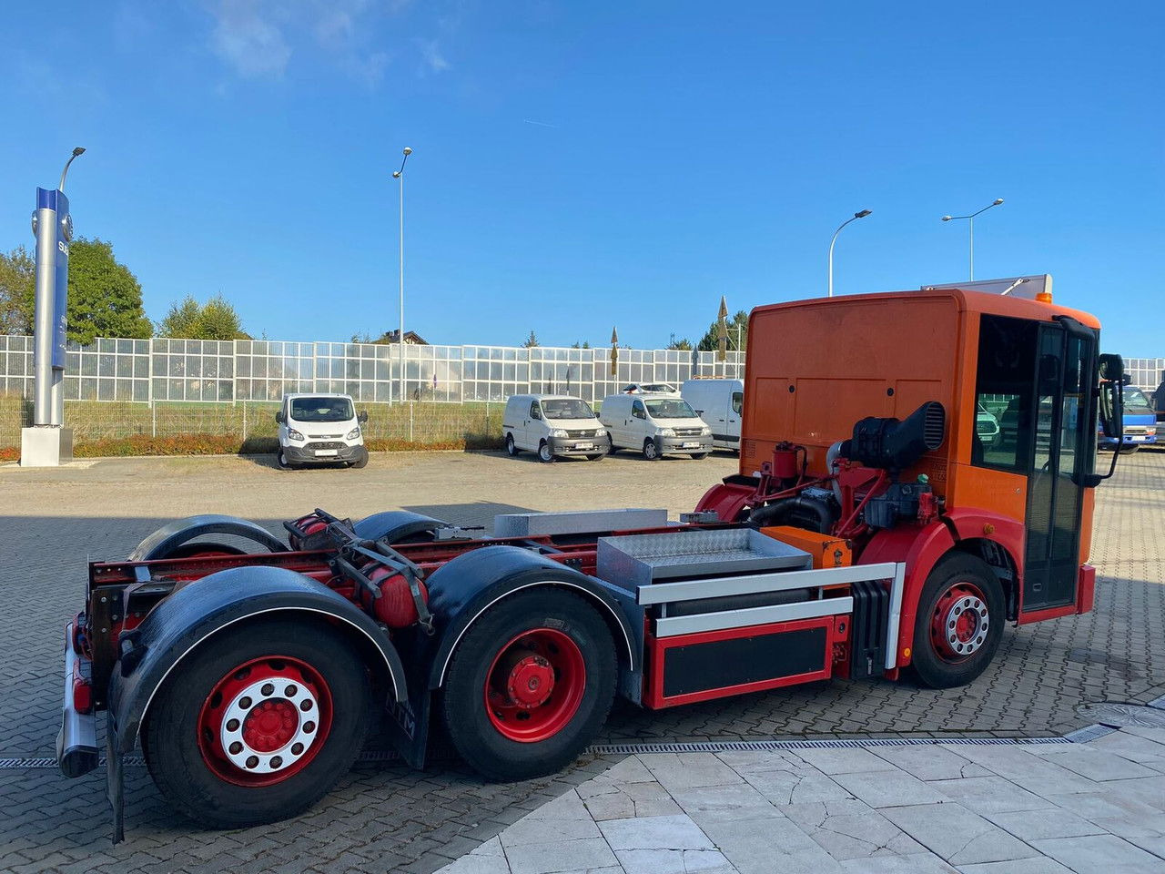 MERCEDES-BENZ Econic 2628 Eqonic 2628 - 1 Owner / LOW KM / Works Great - Şasi kamyon: fotoğraf 2 MERCEDES-BENZ Econic 2628 Eqonic 2628 - 1 Owner / LOW KM / Works Great - Şasi kamyon: fotoğraf 2