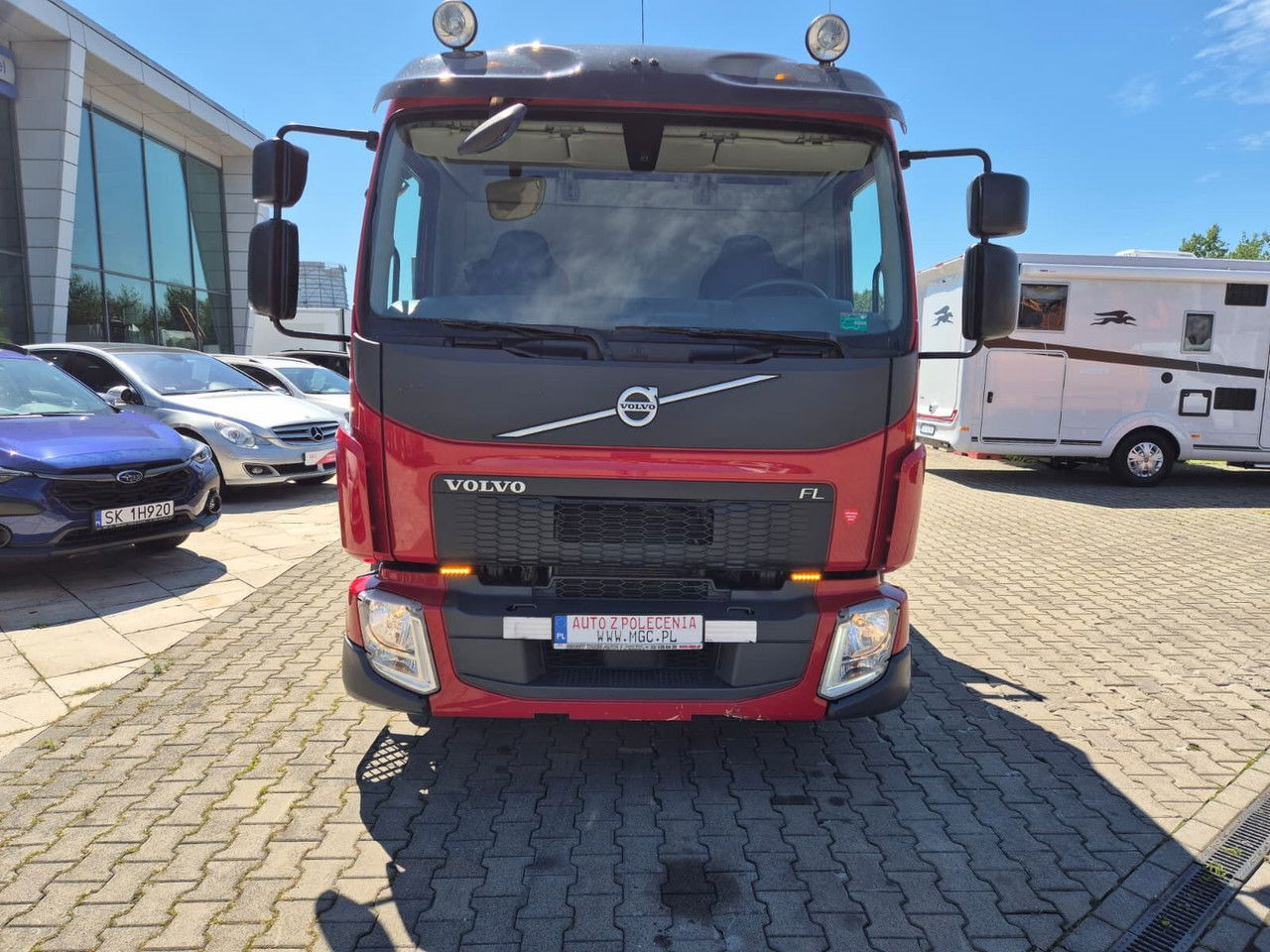Volvo FL 210 1 Owner / LOW KM / Fassi - Sal/ Açık kasa kamyon, Vinçli kamyon: fotoğraf 3 Volvo FL 210 1 Owner / LOW KM / Fassi - Sal/ Açık kasa kamyon, Vinçli kamyon: fotoğraf 3