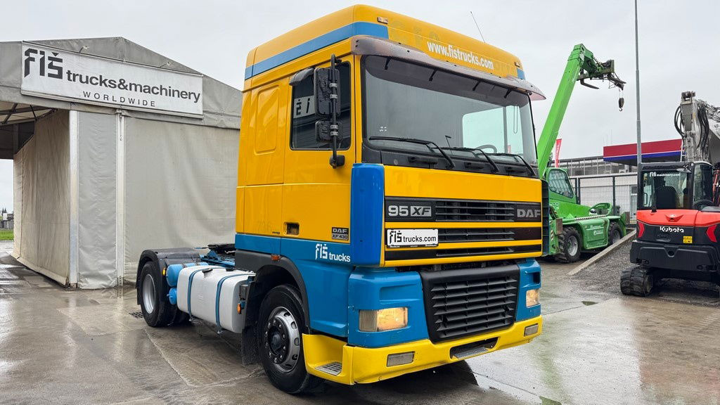 DAF XF 95.430 4x2 tractor unit - euro 3 - Çekici: fotoğraf 3 DAF XF 95.430 4x2 tractor unit - euro 3 - Çekici: fotoğraf 3