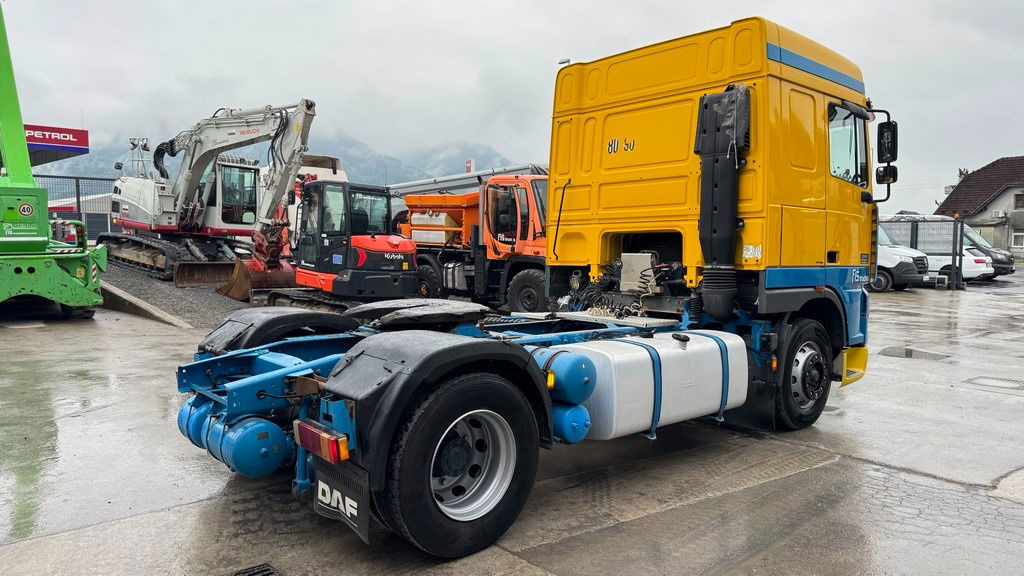 DAF XF 95.430 4x2 tractor unit - euro 3 - Çekici: fotoğraf 5 DAF XF 95.430 4x2 tractor unit - euro 3 - Çekici: fotoğraf 5