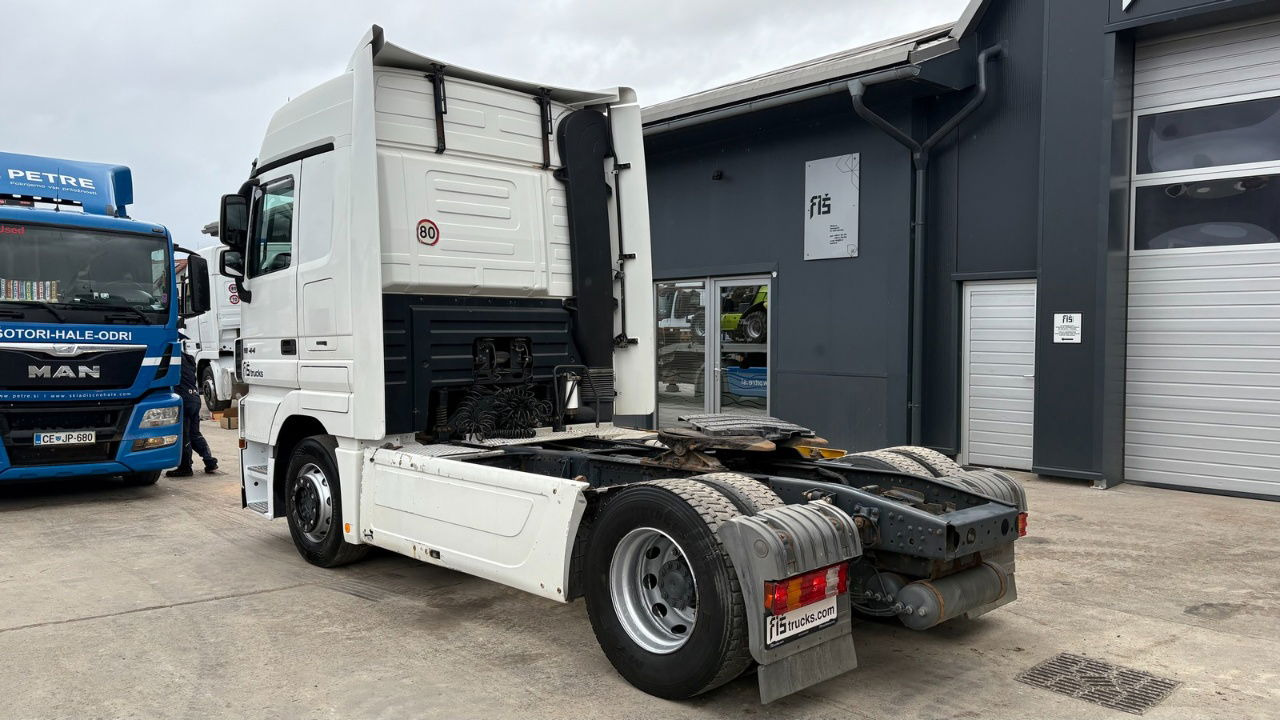 Mercedes-Benz Actros 1844 4x2 - tractor unit - retarder - Çekici: fotoğraf 4 Mercedes-Benz Actros 1844 4x2 - tractor unit - retarder - Çekici: fotoğraf 4