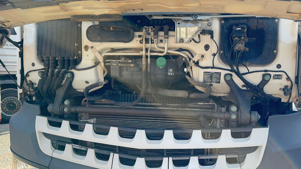 Mercedes-Benz Arocs 1851 LS HAD 4X4 - Euro 6 - retarder - tipper hydraulics - Çekici: fotoğraf 4 Mercedes-Benz Arocs 1851 LS HAD 4X4 - Euro 6 - retarder - tipper hydraulics - Çekici: fotoğraf 4