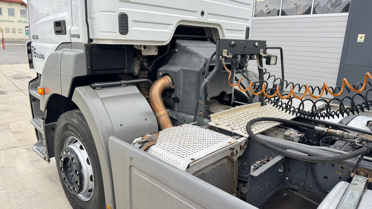 Çekici Mercedes-Benz Axor 1836 4x2 tipper hydraulics: fotoğraf 7 Çekici Mercedes-Benz Axor 1836 4x2 tipper hydraulics: fotoğraf 7