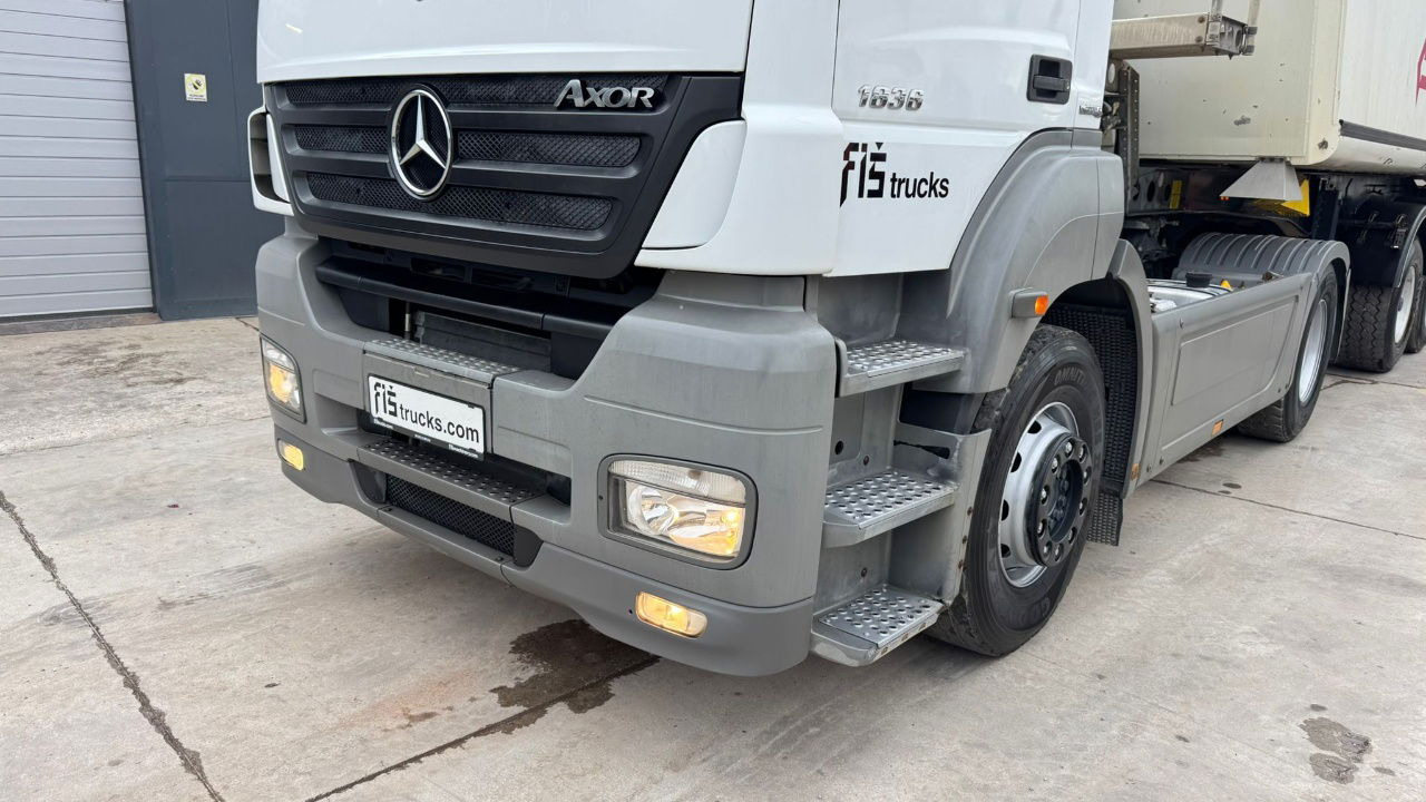 Mercedes-Benz Axor 1836 4x2 tipper hydraulics - Çekici: fotoğraf 2 Mercedes-Benz Axor 1836 4x2 tipper hydraulics - Çekici: fotoğraf 2