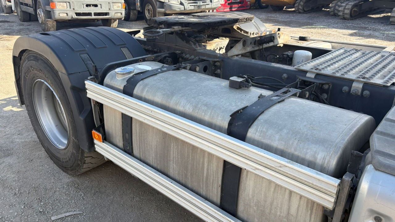 Volvo FH 460 4x2 tractor unit - tipper hydraulics - Çekici: fotoğraf 4 Volvo FH 460 4x2 tractor unit - tipper hydraulics - Çekici: fotoğraf 4