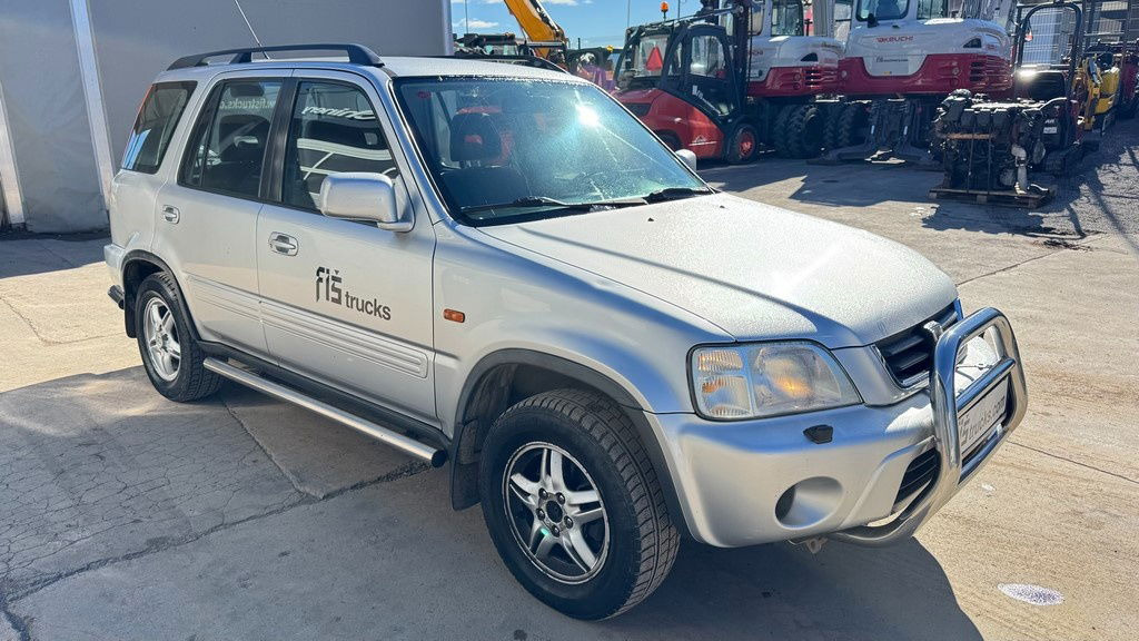 Honda CRV 2.0 - Petrol - AIR Condition - 5 Doors - Diğer araçlar: fotoğraf 3 Honda CRV 2.0 - Petrol - AIR Condition - 5 Doors - Diğer araçlar: fotoğraf 3