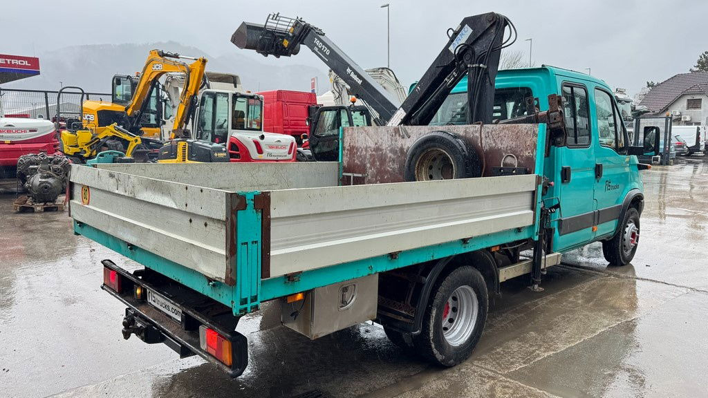 Iveco Daily 65 C15 stake body - Hiab 045-3 - 7.5M - Açık kasa kamyonet: fotoğraf 4 Iveco Daily 65 C15 stake body - Hiab 045-3 - 7.5M - Açık kasa kamyonet: fotoğraf 4