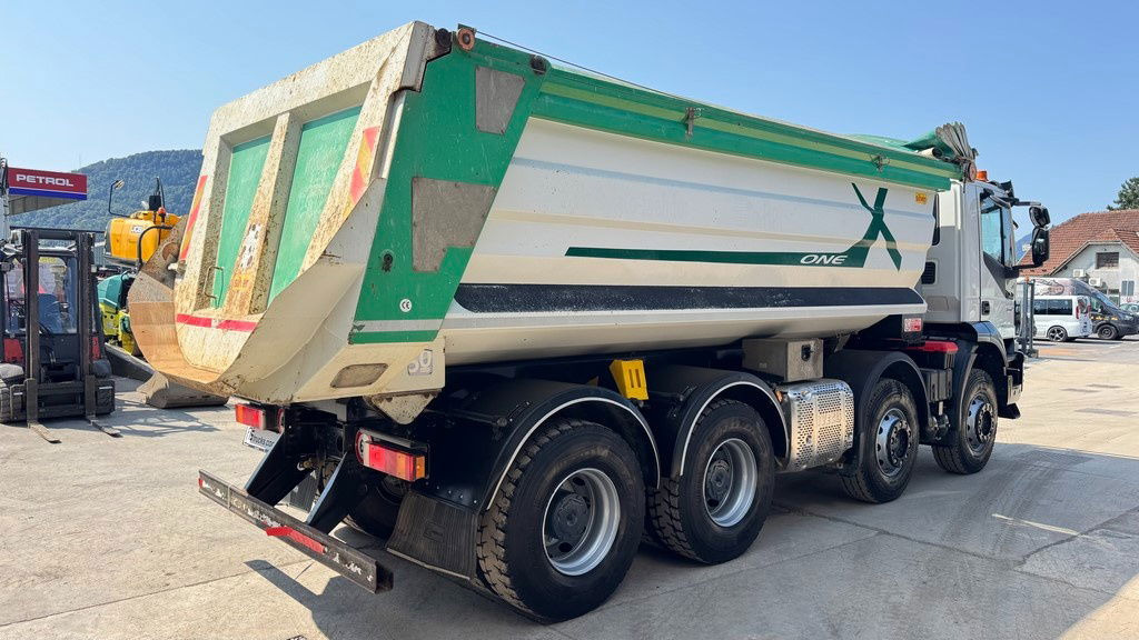 Iveco Trakker AD410T45 8x4 20m3 - hydr. back - 72.000km - Damperli kamyon: fotoğraf 5 Iveco Trakker AD410T45 8x4 20m3 - hydr. back - 72.000km - Damperli kamyon: fotoğraf 5
