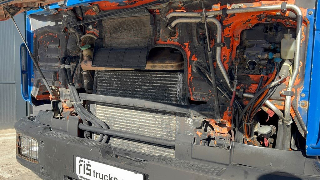 MAN 25.272 6x4 chassis- complete spring - Şasi kamyon: fotoğraf 5 MAN 25.272 6x4 chassis- complete spring - Şasi kamyon: fotoğraf 5