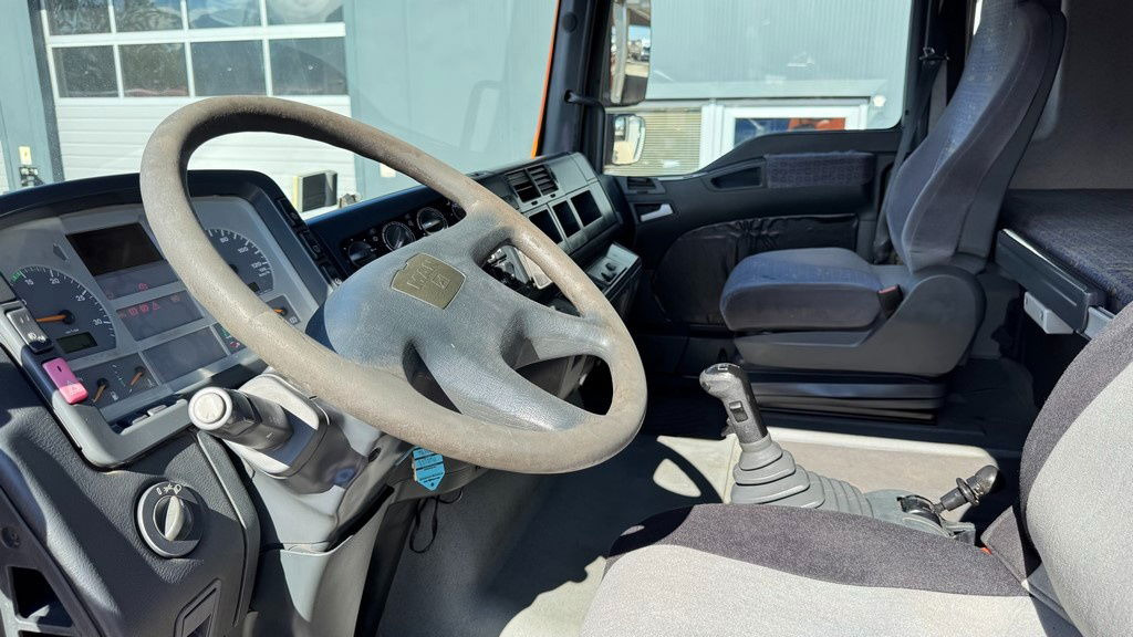 Şasi kamyon MAN TGA 26.460 6X2 chassis - lifitng axle: fotoğraf 22