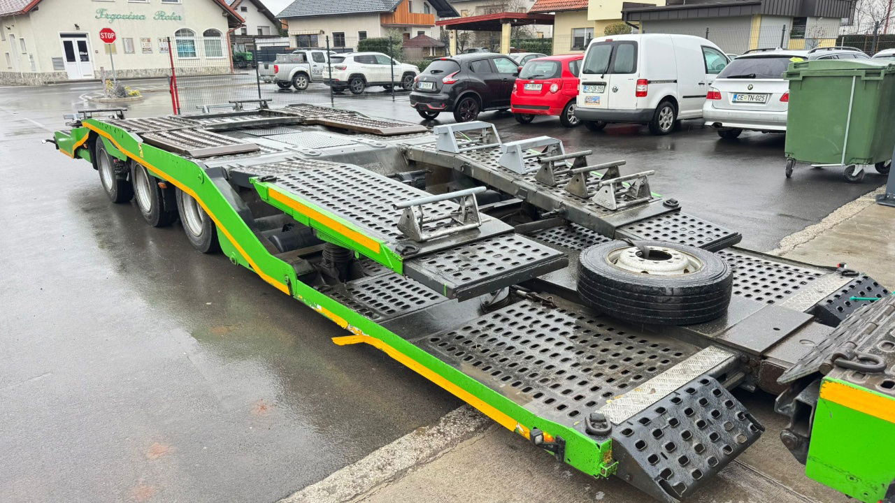 Mercedes-Benz Actros 1846 4x2 LKW transporter + Boerner trailer - Araba taşıyıcı kamyon: fotoğraf 4 Mercedes-Benz Actros 1846 4x2 LKW transporter + Boerner trailer - Araba taşıyıcı kamyon: fotoğraf 4