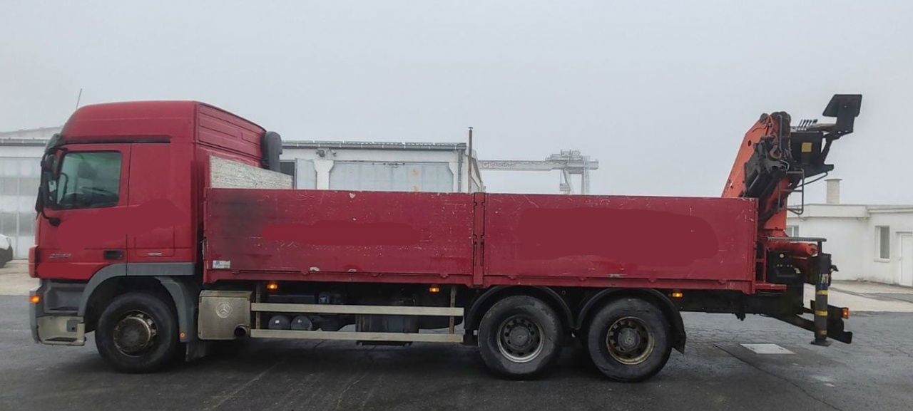 Mercedes-Benz Actros 2644L 6X4 stake body - Palfinger crane PK18500 - Sal/ Açık kasa kamyon: fotoğraf 2 Mercedes-Benz Actros 2644L 6X4 stake body - Palfinger crane PK18500 - Sal/ Açık kasa kamyon: fotoğraf 2