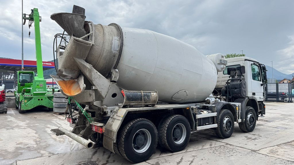 Mercedes-Benz Actros 3241 8x4 mixer 9m3 - Transmikser: fotoğraf 5 Mercedes-Benz Actros 3241 8x4 mixer 9m3 - Transmikser: fotoğraf 5