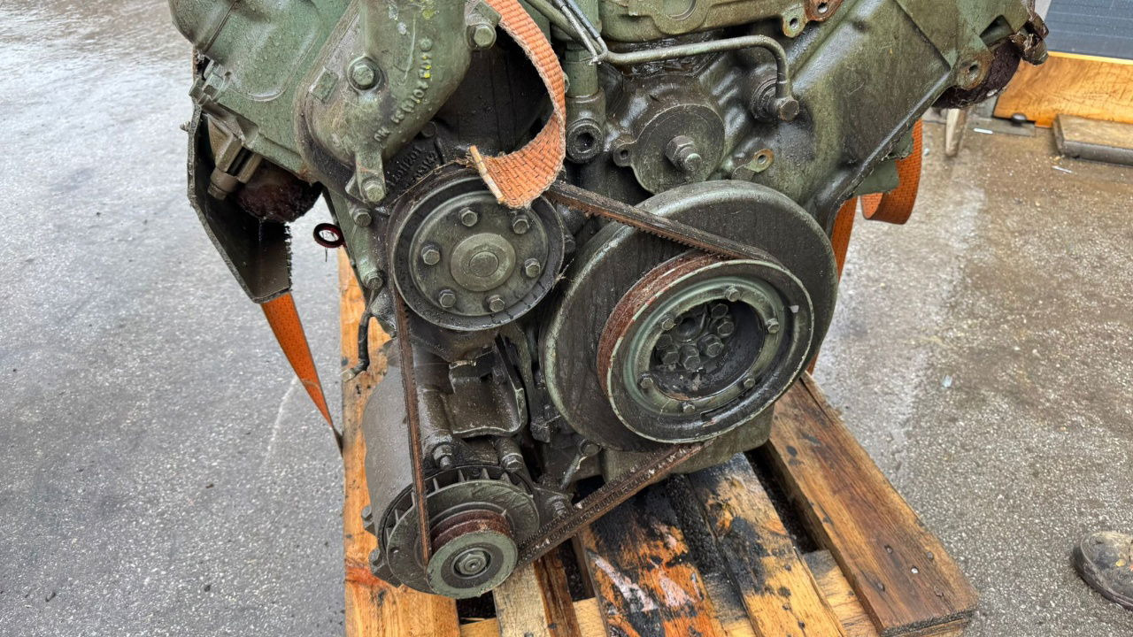 Mercedes-Benz Engine V10 - OM 403.1 - Motor - Kamyon: fotoğraf 5 Mercedes-Benz Engine V10 - OM 403.1 - Motor - Kamyon: fotoğraf 5