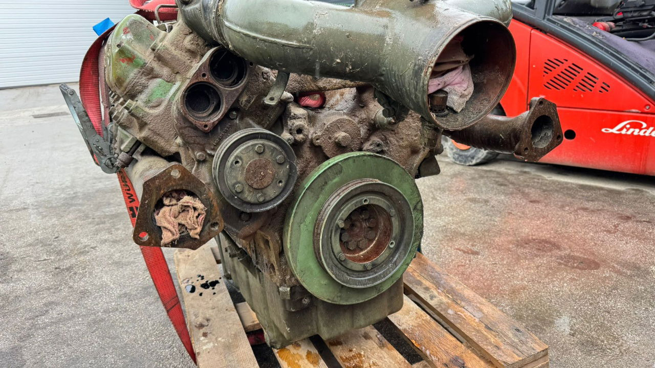 Mercedes-Benz Engine V10 - OM 403.1 - nr.2 - Motor - Kamyon: fotoğraf 2 Mercedes-Benz Engine V10 - OM 403.1 - nr.2 - Motor - Kamyon: fotoğraf 2