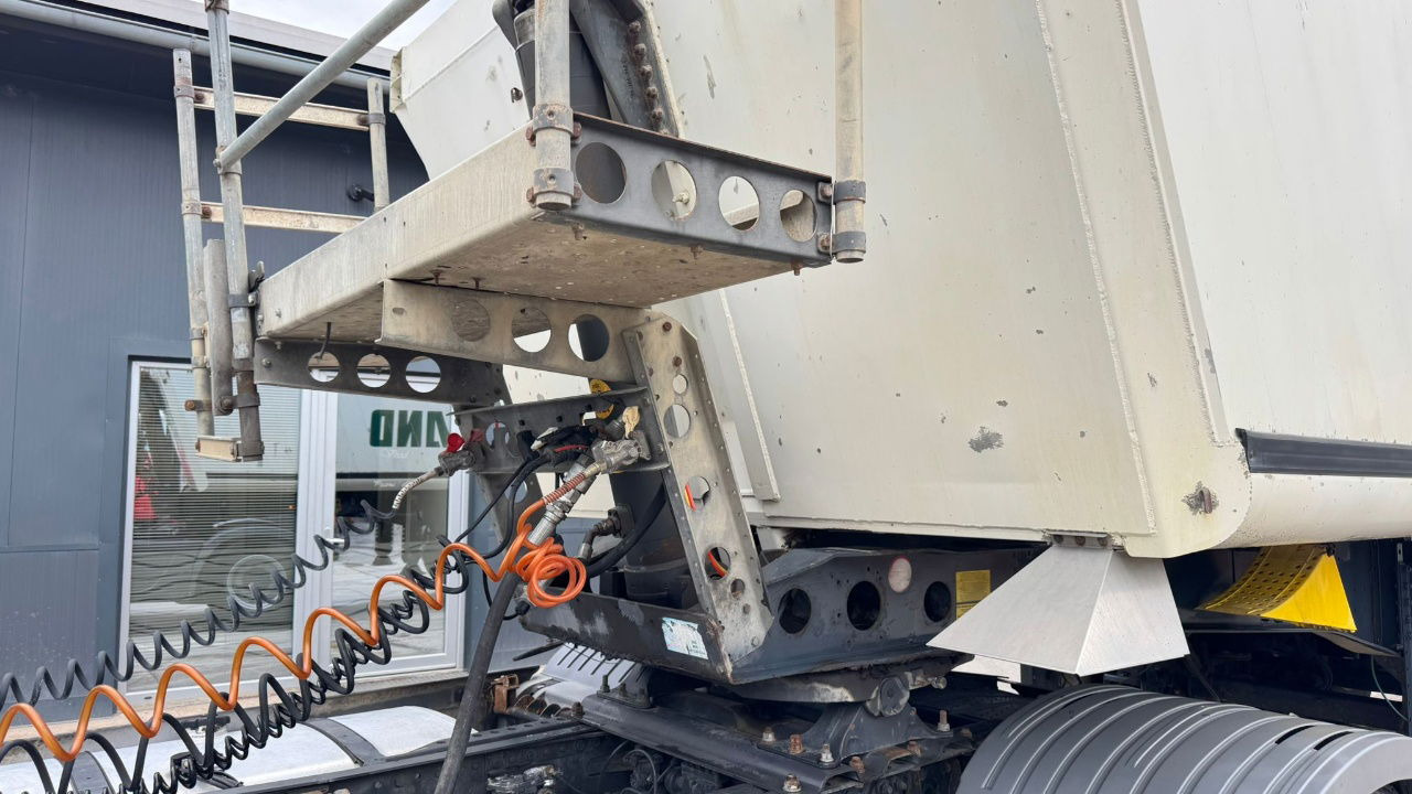 Schmitz Cargobull SKI 24 Tipper Trailer - Damperli dorse: fotoğraf 3 Schmitz Cargobull SKI 24 Tipper Trailer - Damperli dorse: fotoğraf 3