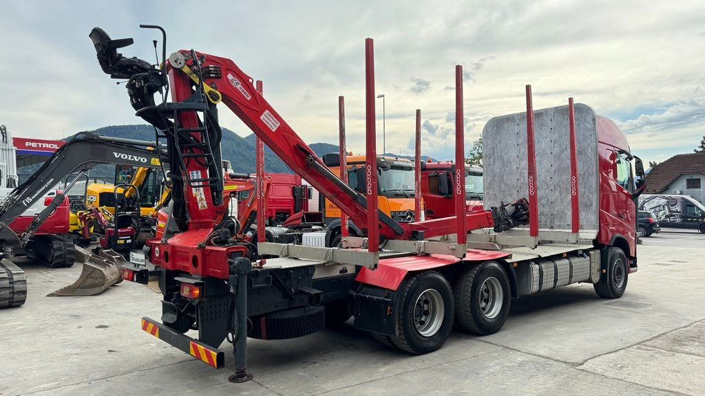Volvo FH 500 6x4 forest truck - Epsilon 110Z - scissors - Konteynır taşıyıcı/ Yedek karoser kamyon: fotoğraf 4 Volvo FH 500 6x4 forest truck - Epsilon 110Z - scissors - Konteynır taşıyıcı/ Yedek karoser kamyon: fotoğraf 4