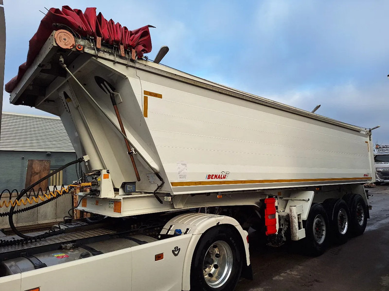 Benalu C39 28 cub - Damperli dorse: fotoğraf 1 Benalu C39 28 cub - Damperli dorse: fotoğraf 1