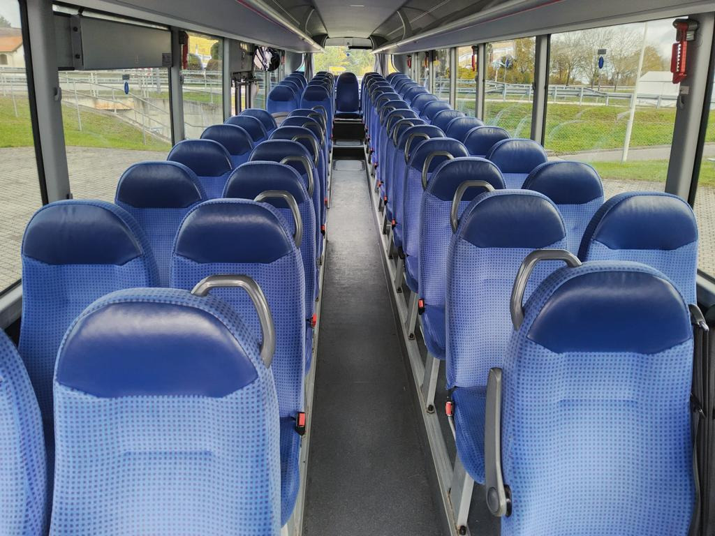 MAN Lion´s Regio R12 53+1+1 Sitze / Klima / 6 Gang - Şehirlerarası otobüs: fotoğraf 5 MAN Lion´s Regio R12 53+1+1 Sitze / Klima / 6 Gang - Şehirlerarası otobüs: fotoğraf 5