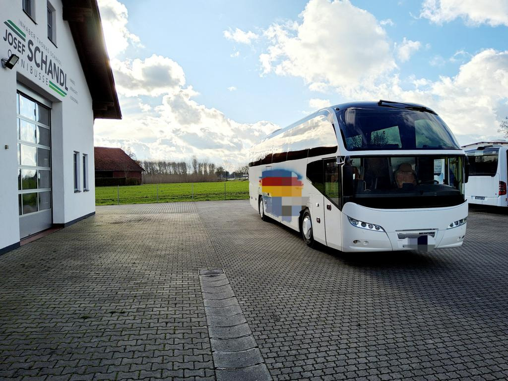 Neoplan Cityliner P14 6 gang manuell / WC / TÜV - Turistik otobüs: fotoğraf 2 Neoplan Cityliner P14 6 gang manuell / WC / TÜV - Turistik otobüs: fotoğraf 2