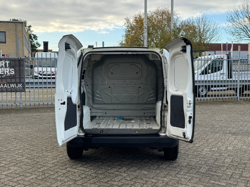 Citroën Nemo 1.4 HDI - Küçük panelvan: fotoğraf 5 Citroën Nemo 1.4 HDI - Küçük panelvan: fotoğraf 5
