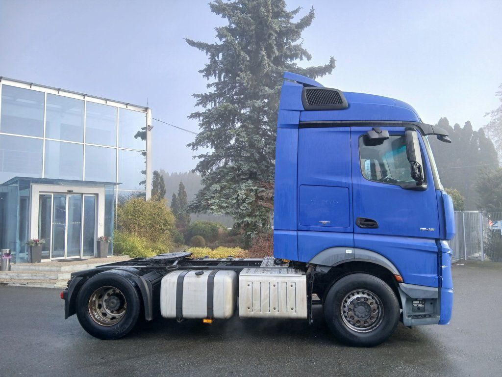Mercedes-Benz 1845 Actros EURO 6 - Çekici: fotoğraf 3 Mercedes-Benz 1845 Actros EURO 6 - Çekici: fotoğraf 3