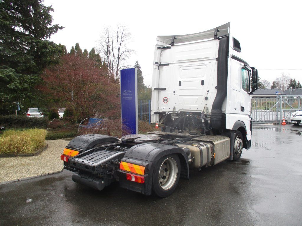 Mercedes-Benz 1845 Actros EURO 6 MEGA/lowdeck - Çekici: fotoğraf 4 Mercedes-Benz 1845 Actros EURO 6 MEGA/lowdeck - Çekici: fotoğraf 4
