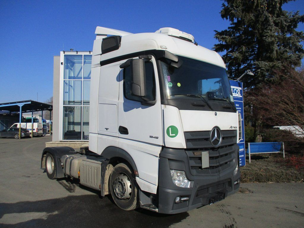 Mercedes-Benz 1845 Actros EURO 6 MEGA/lowdeck - Çekici: fotoğraf 2 Mercedes-Benz 1845 Actros EURO 6 MEGA/lowdeck - Çekici: fotoğraf 2