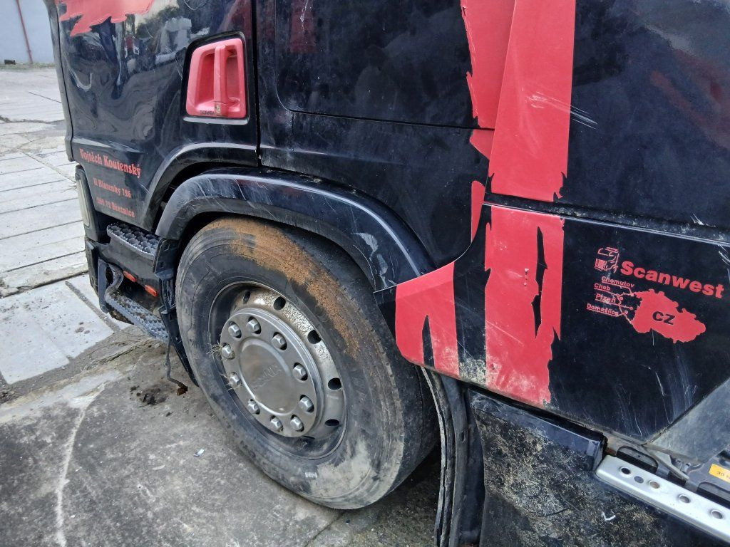 Scania R450 MEGA/lowdeck Unfall / damage - Çekici: fotoğraf 5 Scania R450 MEGA/lowdeck Unfall / damage - Çekici: fotoğraf 5