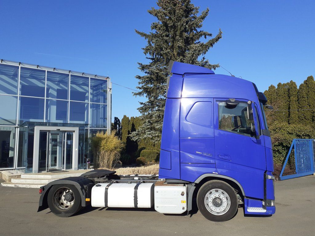 Volvo FH500 XL EURO 6 MEGA/lowdeck - Çekici: fotoğraf 3 Volvo FH500 XL EURO 6 MEGA/lowdeck - Çekici: fotoğraf 3