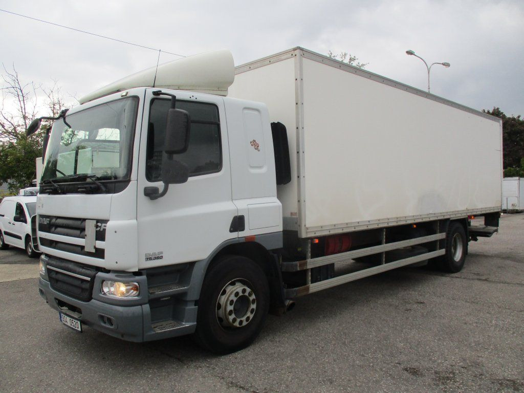 DAF  CF 75.310 - Kapalı kasa kamyon: fotoğraf 1 DAF  CF 75.310 - Kapalı kasa kamyon: fotoğraf 1