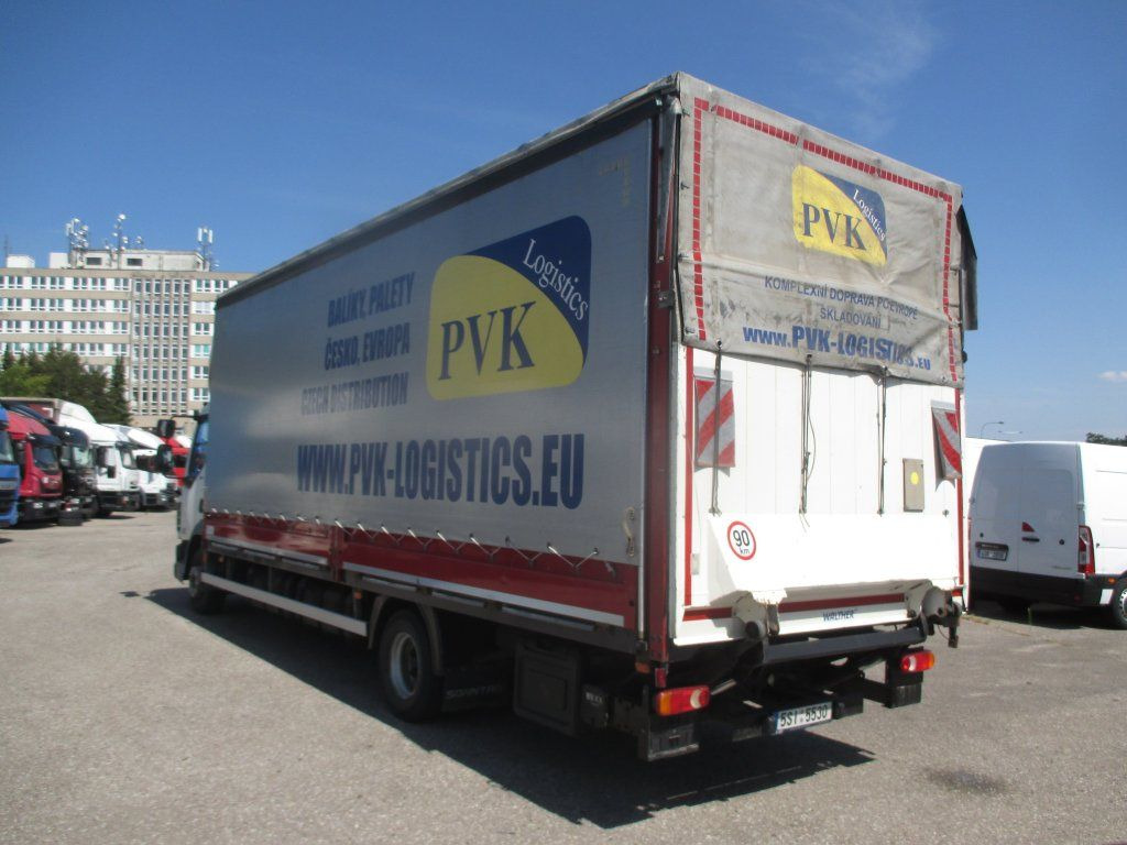 DAF LF 260 - Tenteli kamyon: fotoğraf 2 DAF LF 260 - Tenteli kamyon: fotoğraf 2