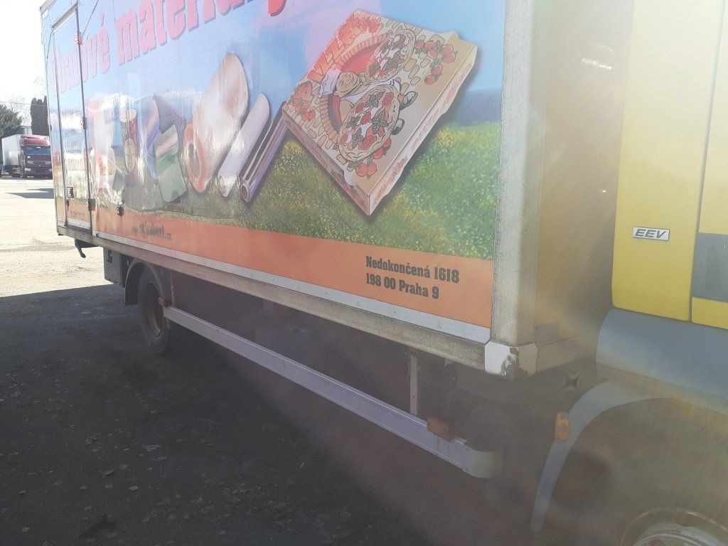 DAF LF45.210 mit Carrier Motorschaden engineproblem - Refrijeratör kamyon: fotoğraf 5 DAF LF45.210 mit Carrier Motorschaden engineproblem - Refrijeratör kamyon: fotoğraf 5