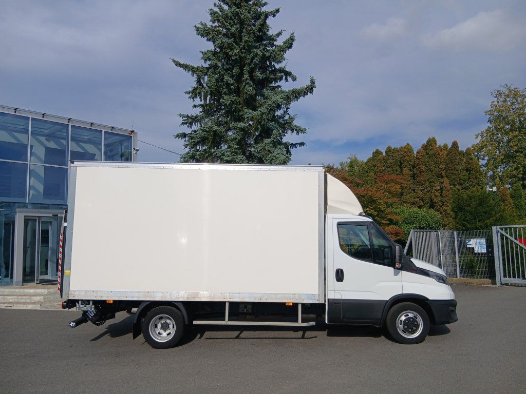 Iveco 35C16 Daily 3,0l - Kapalı kasa kamyonet: fotoğraf 3 Iveco 35C16 Daily 3,0l - Kapalı kasa kamyonet: fotoğraf 3