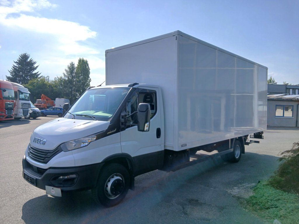 Iveco 72-210 (70C210) - Kapalı kasa kamyonet: fotoğraf 2 Iveco 72-210 (70C210) - Kapalı kasa kamyonet: fotoğraf 2