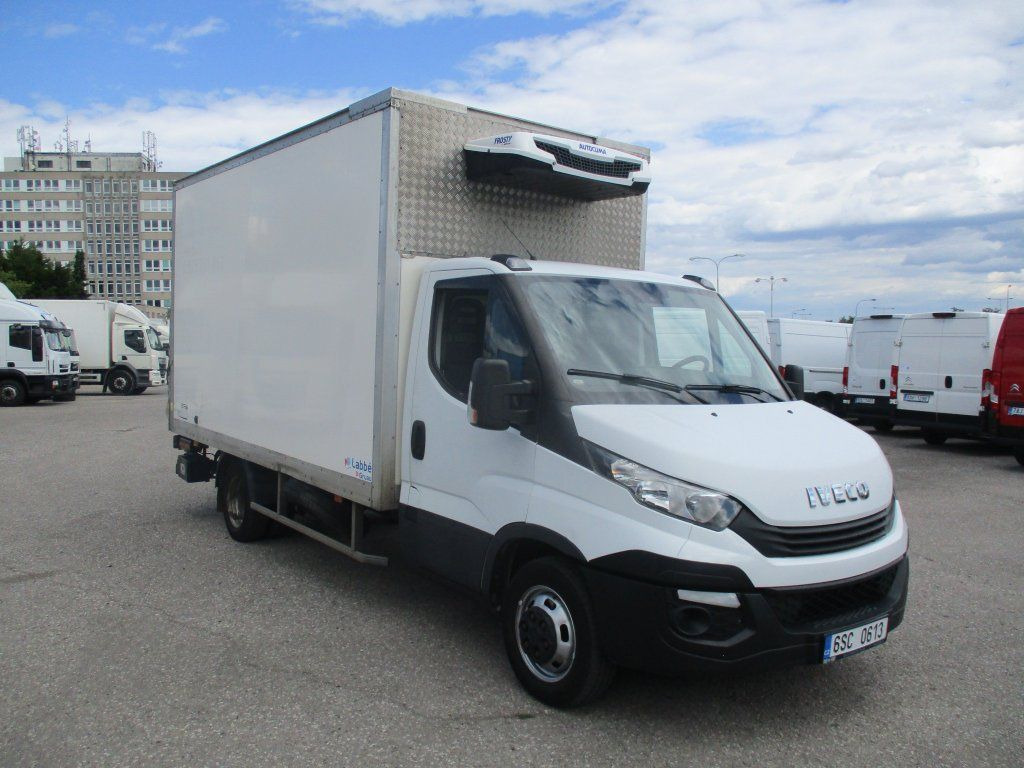 Iveco Daily 35C16 Dhollandia - Frigorifik kamyonet: fotoğraf 3 Iveco Daily 35C16 Dhollandia - Frigorifik kamyonet: fotoğraf 3