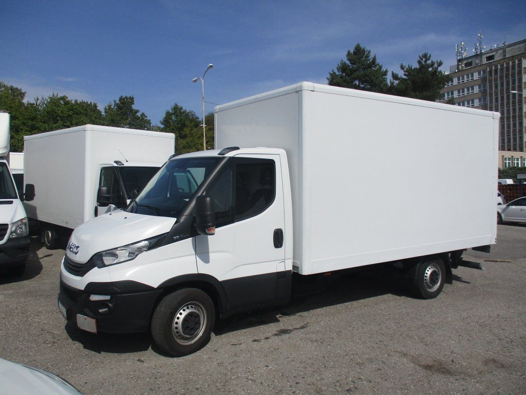 Iveco Daily 35S16 - Kapalı kasa kamyonet: fotoğraf 1 Iveco Daily 35S16 - Kapalı kasa kamyonet: fotoğraf 1