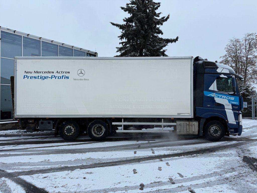 Mercedes-Benz 2542 Actros 6x2 EURO 6 - Refrijeratör kamyon: fotoğraf 3 Mercedes-Benz 2542 Actros 6x2 EURO 6 - Refrijeratör kamyon: fotoğraf 3