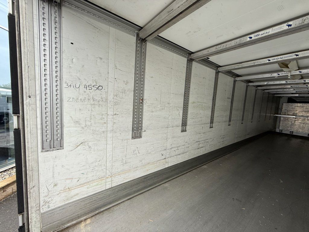 Kapalı karoser dorse Schmitz Cargobull SKO24: fotoğraf 15